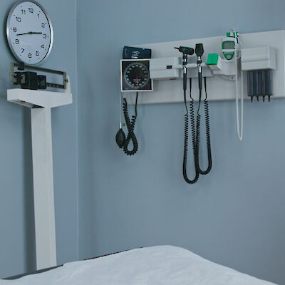 Perumaton käynti kallistuu