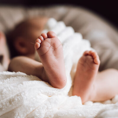 Väitös: RS-virus vie pieniä vauvoja sairaalahoitoon tiedettyä enemmän