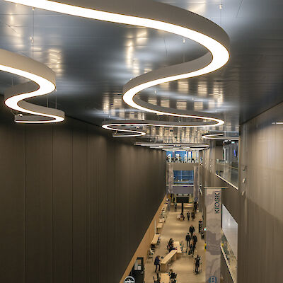 Kolme ehdokasta jäljellä Keski-Suomen hyvinvointialueen johtajaksi