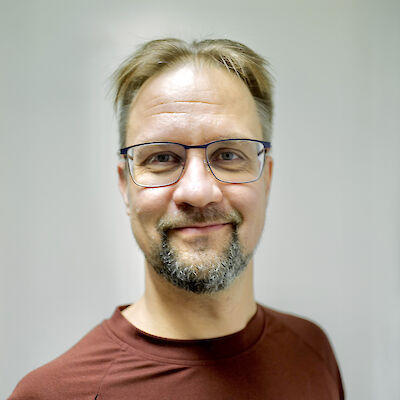 Hoitovajeinen kohtaa vähähyötyisyydestä puhuvan lääkärin