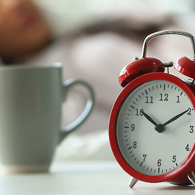 Väitös: Pitkäunisuus yhteydessä heikompaan kognitioon