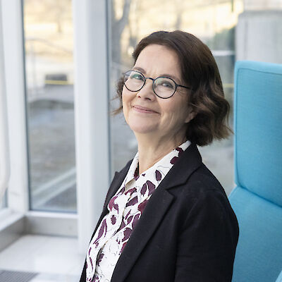 Palkittu lääkäri on osoittanut rohkeutta puolustaa jokaisen oikeutta hyvään kuolemaan