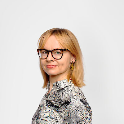 Kuka sammuttaa leikkaussalin valot jo 15.30?