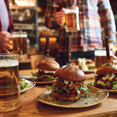 Alkoholi ja metaboliset riskitekijät rasittavat maksaa