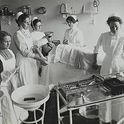 Korina vain kurkussa kävi