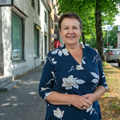 Kirsi Varhila johtaa Kelaa liki seitsemänkymppiseksi