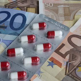 Britannian NHS voitti kiistan halvempien lääkkeiden suosimisesta