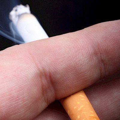 Tupakkalaki pyrkii ehkäisemään  nuorten tupakointia