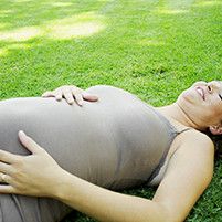 Keväällä alkanut raskaus ennustaa allergioita