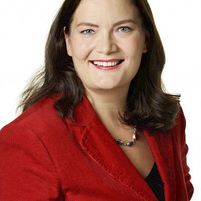 Minerva Krohn haastaa Laura Rädyn