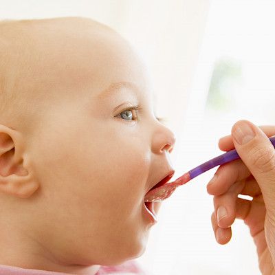 Ruokavalio saattaa suojata pikkulasta allergioilta ja astmalta