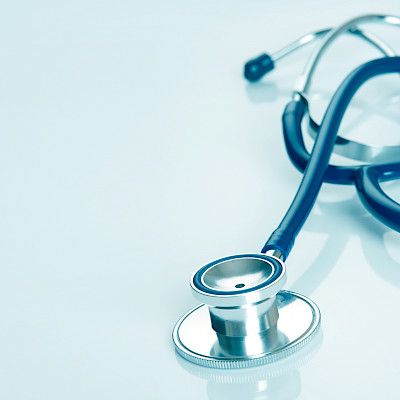 Työikäinen lääkäri välttää yleisimmät kuolinsyyt