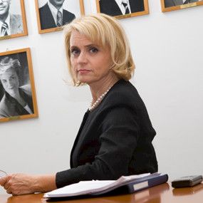 Ministeri Päivi Räsänen: Aselakiin vähemmän tulkinnanvaraa