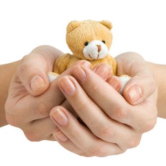 Nainen saa heikosti tietoa syöpähoidon vaikutuksesta hedelmällisyyteen