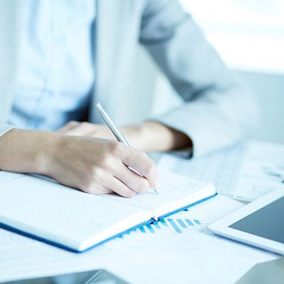 Erikoislääkärien johtamiskoulutus terävöittää työkaluja