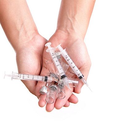 Tyttöjen HPV-rokotukset voivat auttaa epäsuorasti myös poikia