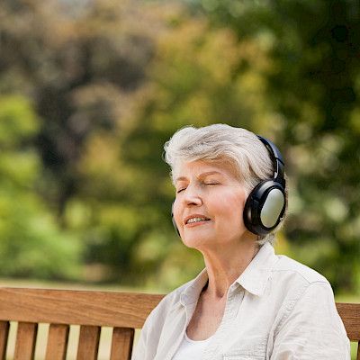 Musiikista apua aivosairauksista kuntoutumiseen