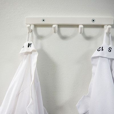 Vuosiloma uhkaa typistyä yli puolella kuntien lääkäreistä